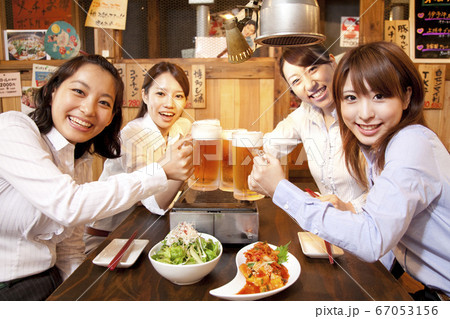 女子会 女子会 67053156