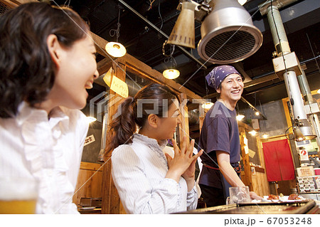 焼き肉店 67053248