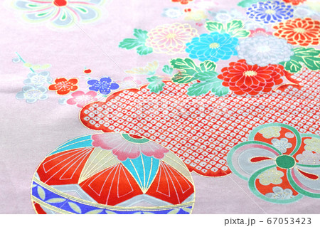 鮮やかな手まり柄がかわいい布 67053423