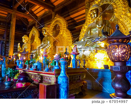 Ninh Binh, Vietnam - July 23, 2013 67054997