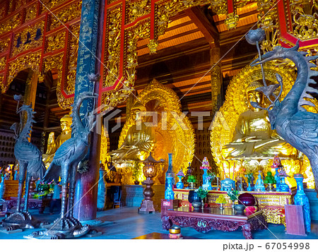 Ninh Binh, Vietnam - July 23, 2013 67054998