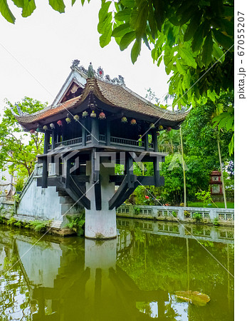 Chua Mot Cot Pagoda, Hanoi, Vietnam 67055207