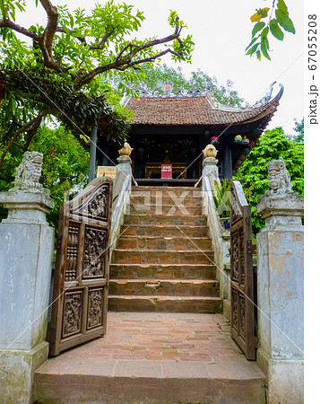 Chua Mot Cot Pagoda, Hanoi, Vietnam Chua Mot Cot Pagoda, Hanoi, Vietnam 67055208