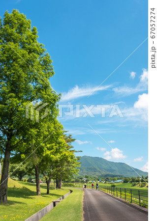蒜山高原 初夏 青空 蒜山高原 初夏 青空 67057274