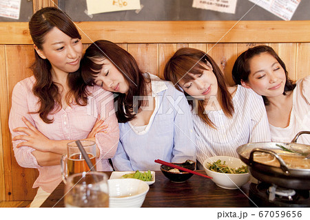 女子会 女子会 67059656