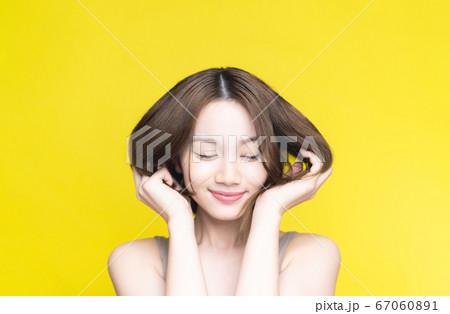 女性のヘアケアイメージ 美髪 美容 スキンケア 女性のヘアケアイメージ 美髪 美容 スキンケア 67060891