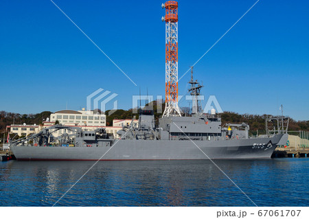 海洋観測艦にちなん 67061707