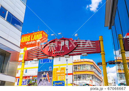 名古屋市大須商店街の赤門 愛知県 の写真素材