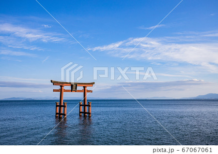 （滋賀県）白髭神社大鳥居　夏至の頃　午後 67067061