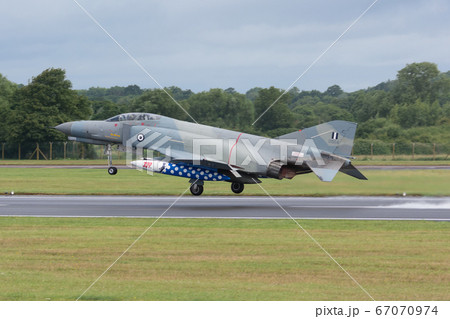 ギリシャ空軍F-4EファントムⅡ離陸 67070974