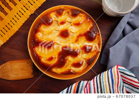 Chiffon pie with apples Chiffon pie with apples 67078037