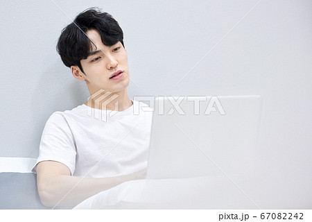 男 男性 男の子 67082242