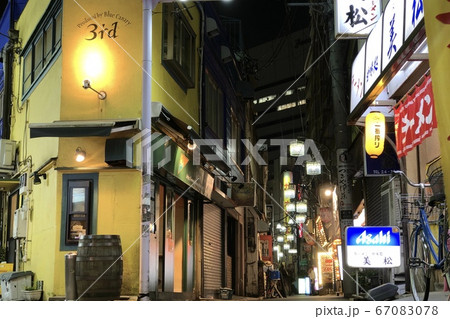 船橋仲通り商店街 昭和感漂うレトロな飲み屋街 船橋仲通り商店街 昭和感漂うレトロな飲み屋街 67083078