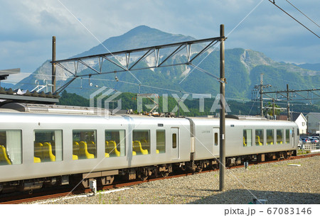 鉄道　私鉄：西武鉄道　池袋線　特急ラビュー 67083146