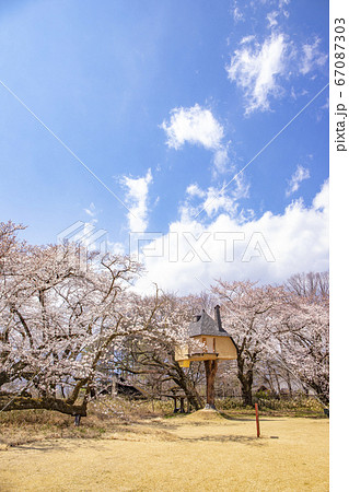 【山梨県北杜市】桜満開の清春芸術村と茶室「徹」 【山梨県北杜市】桜満開の清春芸術村と茶室「徹」 67087303