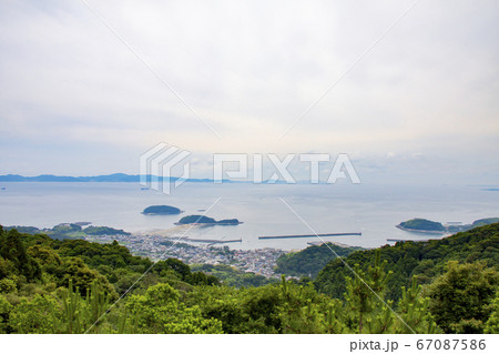 三ヶ根山から見た東幡豆海岸 67087586