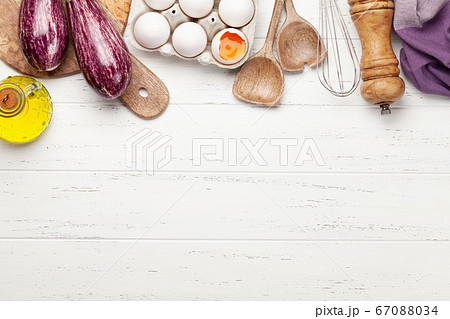 Cooking utensils and ingredients 67088034
