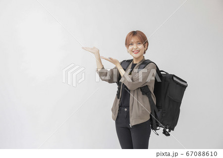 フードデリバリーサービスイメージ 67088610