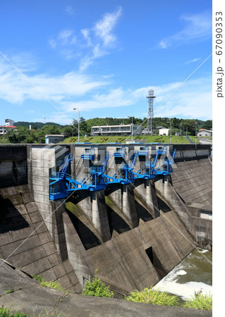 亀山ダム（君津市） 67090353