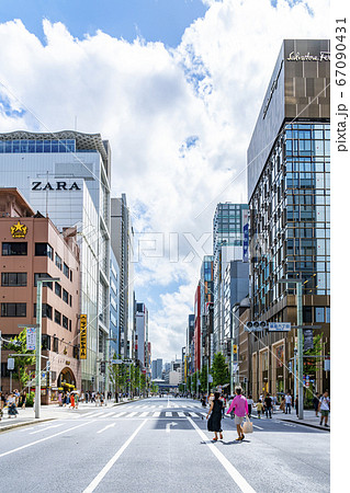 東京都 銀座 中央通りの歩行者天国の写真素材