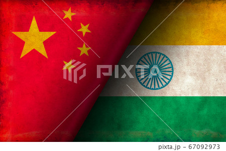 国際紛争 政治対立 汚れた国旗イラスト 中国 Vs インド のイラスト素材