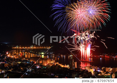 おのみち住吉花火まつり（広島県　尾道市）千光寺公園から見る 67097654