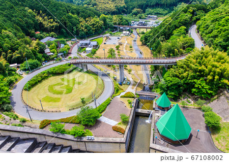 鳴淵ダム　下流域の眺め　【福岡県糟屋郡篠栗町】 67108002