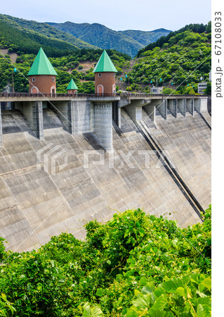 鳴淵ダム 【福岡県糟屋郡篠栗町】 鳴淵ダム 【福岡県糟屋郡篠栗町】 67108033