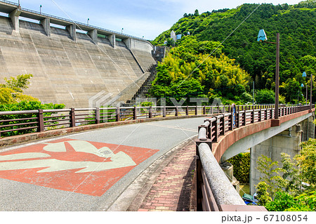 鳴淵ダム 【福岡県糟屋郡篠栗町】 鳴淵ダム 【福岡県糟屋郡篠栗町】 67108054