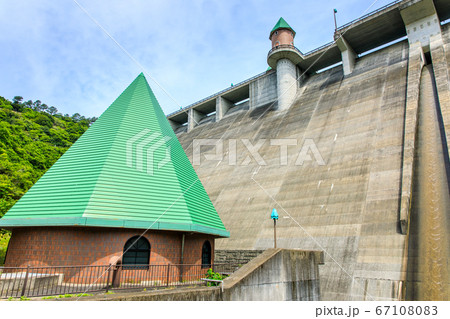 鳴淵ダム 【福岡県糟屋郡篠栗町】 鳴淵ダム 【福岡県糟屋郡篠栗町】 67108083