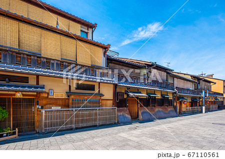 京都の花見小路通り 京都の花見小路通り 67110561