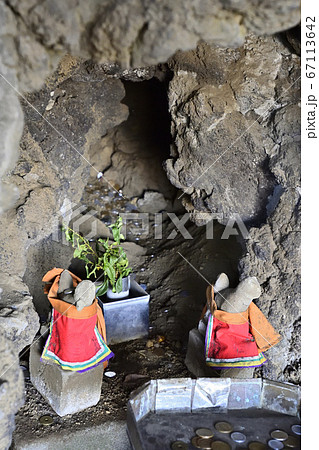 王子稲荷神社 狐穴 王子稲荷神社 狐穴 67113642