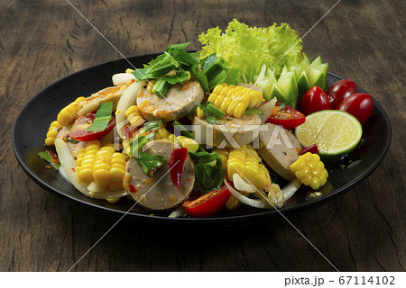 Spicy Vietnamese Pork Sausage Salad with corn Spicy Vietnamese Pork Sausage Salad with corn 67114102