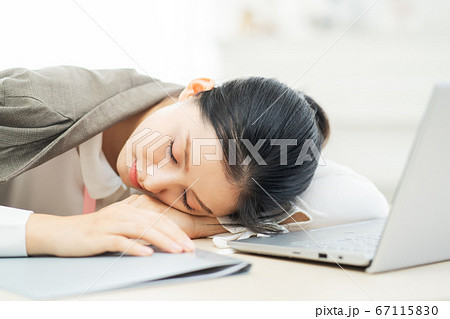 Business woman 67115830