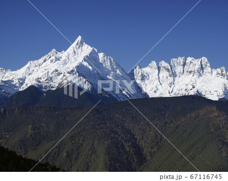 雲南省徳欽 梅里雪山 メツモ 五冠神山 (ジャワリンガ) Meili Snow Mountains 67116745