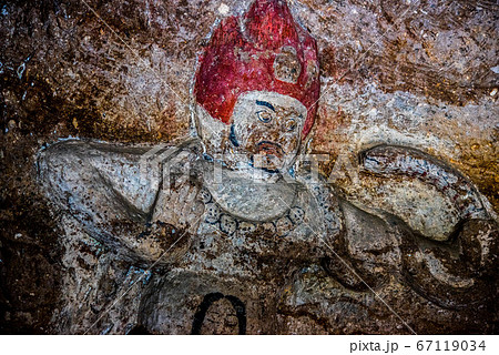 静かなる祈り　摩崖仏 67119034