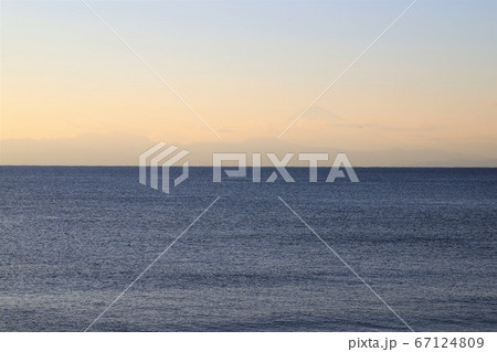 三戸浜の夕暮れ/三浦半島・神奈川 三戸浜の夕暮れ/三浦半島・神奈川 67124809