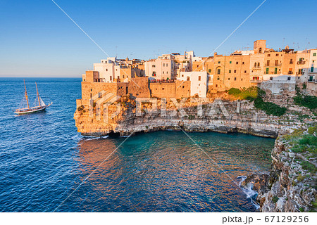 Polignano a Mare, Pulgia, Italy Polignano a Mare, Pulgia, Italy 67129256