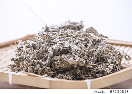 乾燥よもぎ 和製ハーブ 蓬の葉 健康美容食材 乾燥よもぎ 和製ハーブ 蓬の葉 健康美容食材 67130813