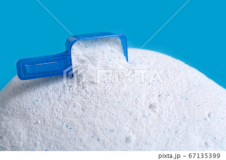 Detergent powder with measuring spoon  for clothes 67135399