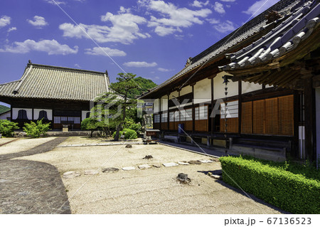 石火矢町ふるさと村　頼久寺　岡山県高梁市 67136523