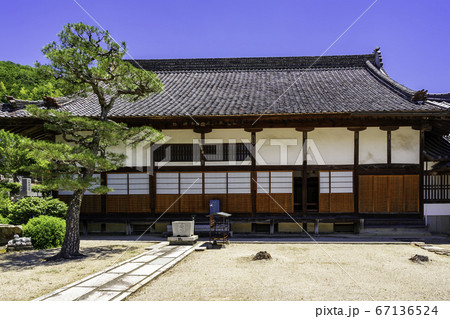石火矢町ふるさと村　頼久寺　岡山県高梁市 67136524