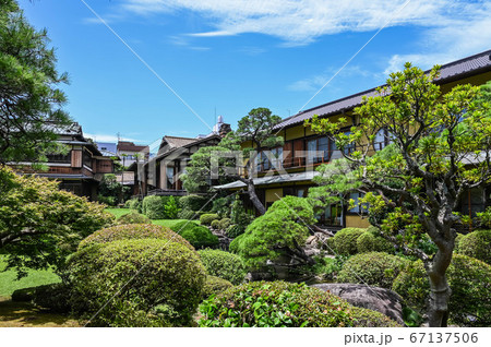 熱海　起雲閣　庭園の風景　旅館　根津嘉一郎 67137506
