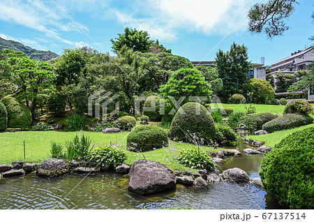 熱海　起雲閣　庭園の風景　旅館　根津嘉一郎 67137514