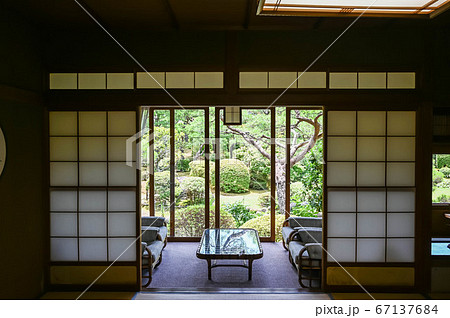熱海　起雲閣　和館と庭園の風景 67137684