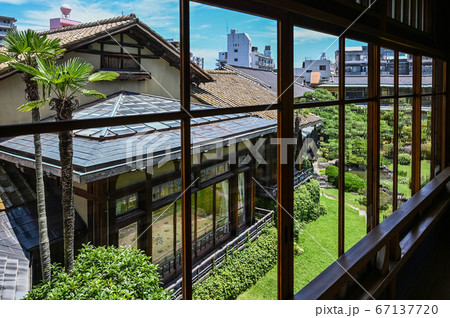 熱海　起雲閣　和館と庭園の風景 67137720