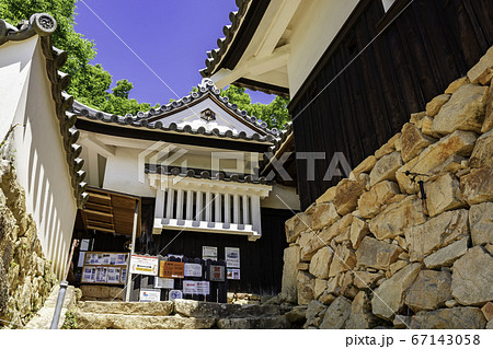 備中松山城 本丸南御門 岡山県高梁市 備中松山城 本丸南御門 岡山県高梁市 67143058