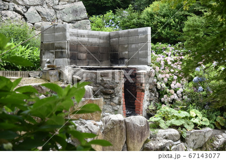 日本の岡山県備前市で見た古い焼却炉 日本の岡山県備前市で見た古い焼却炉 67143077