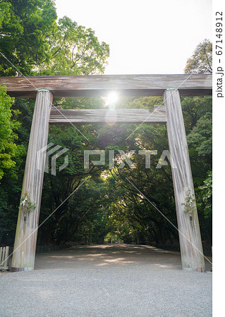 熱田神宮　鳥居 67148912