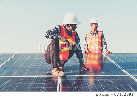 labor working on solar rooftop, Engineering of labor working on solar rooftop, Engineering of 67152993